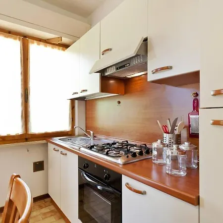 Ada Con Giardino Privato Holiday home