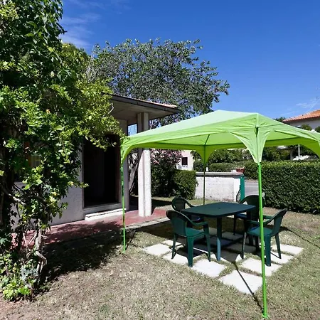 Ada Con Giardino Privato Holiday home *